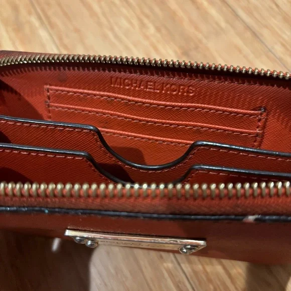 Michael Kors Red Medium Large Zip Wallet - Picture 5 of 9